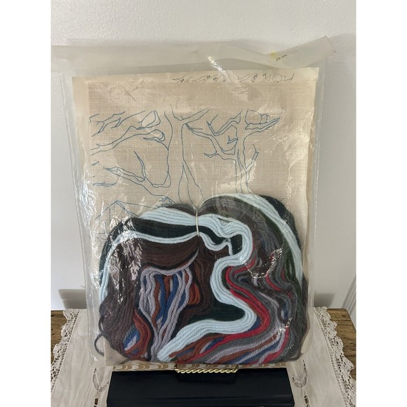 Scovill Dritz CREWEL EMBROIDERY KIT Old Covered Bridge 6108 SEALED NOS NIB - Picture 4 of 4